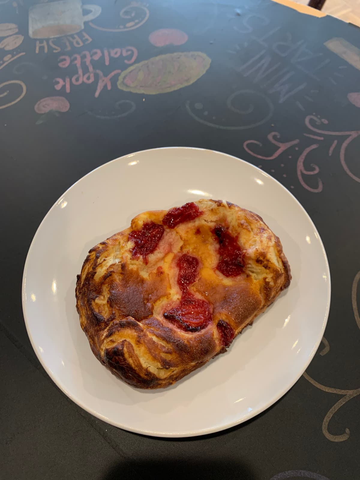 Strawberry Cream Chz Danish